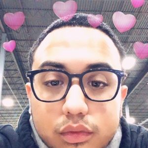 Meet your Posher, Cesar